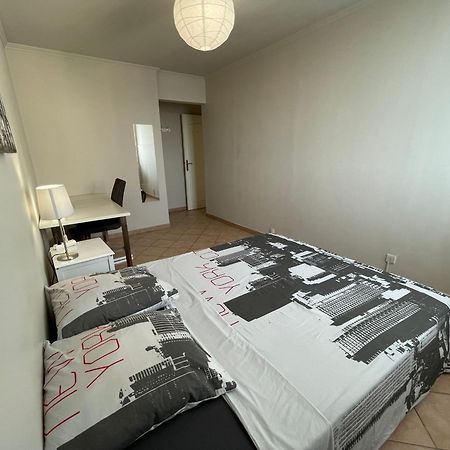 Chambre Privee En Colocation Dans Un Appartement Vaulx En Velin Centre Exteriér fotografie