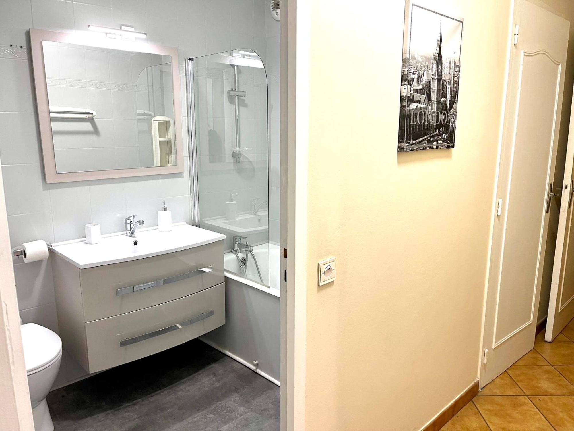 Chambre Privee En Colocation Dans Un Appartement Vaulx En Velin Centre Exteriér fotografie